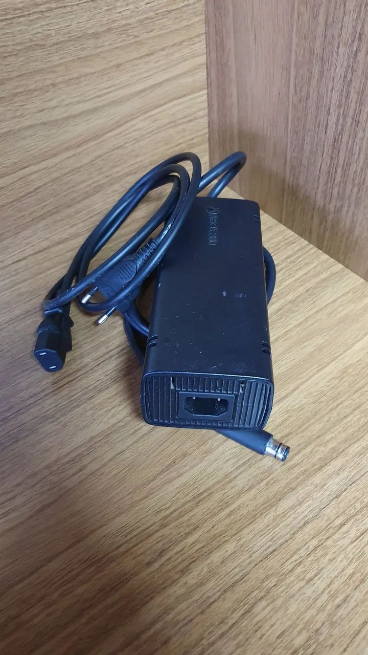 Xbox 360 Super Slim Fonte Bivolt - Foto 3