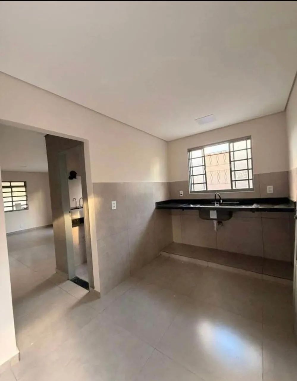 Vendo essa casa no Riacho Fundo 1, Qs 4  - Foto 2