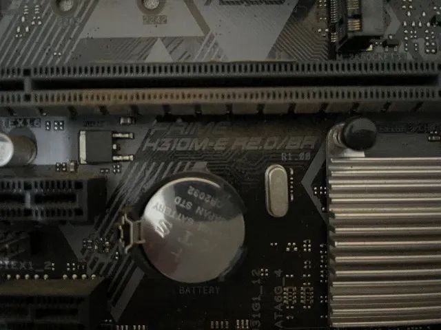 PLACA MÃE H310-E, I5 9400F INSTALADO JÁ. - Foto 3