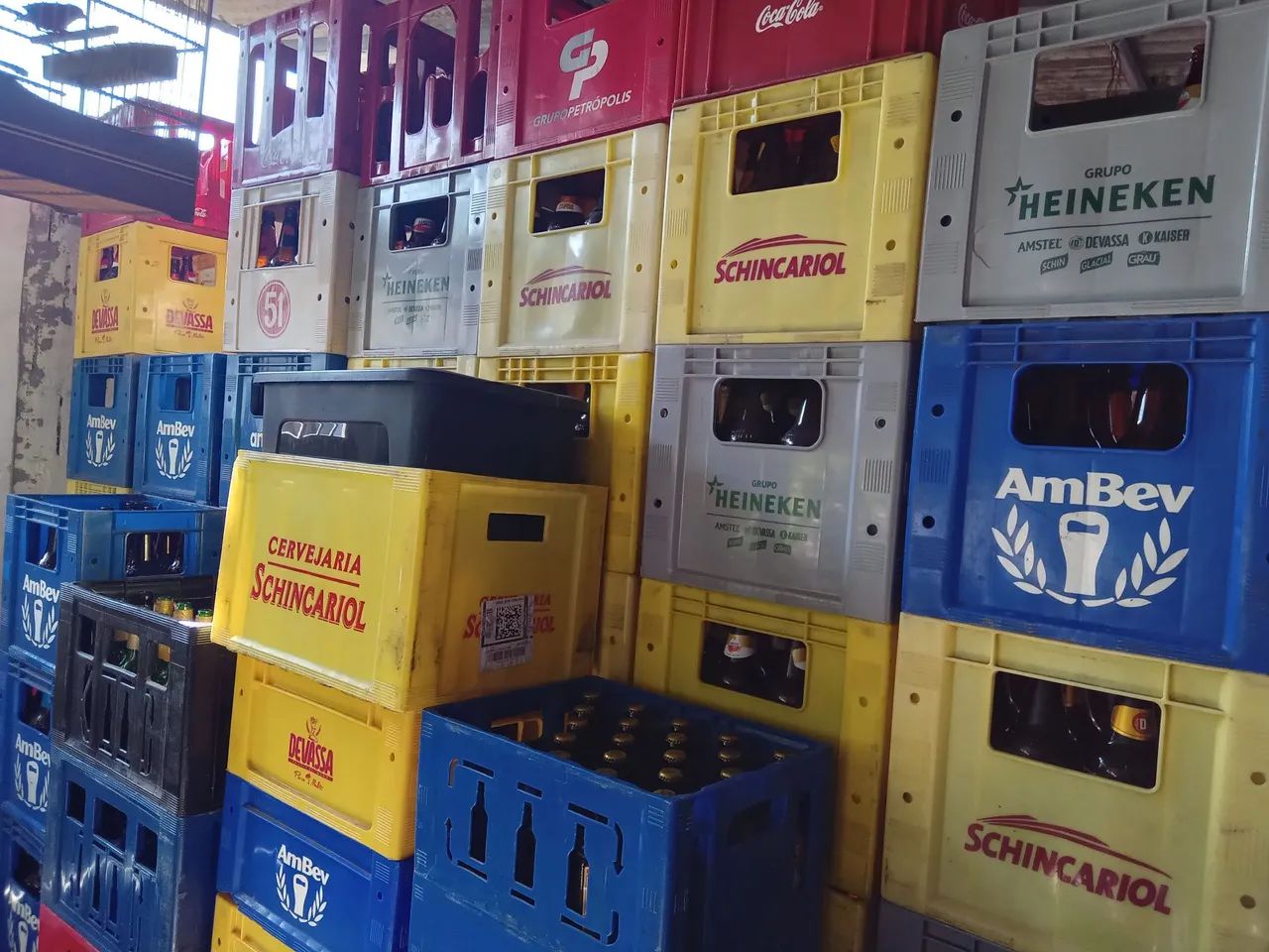 Caixas de cervejas litrao e litrinho