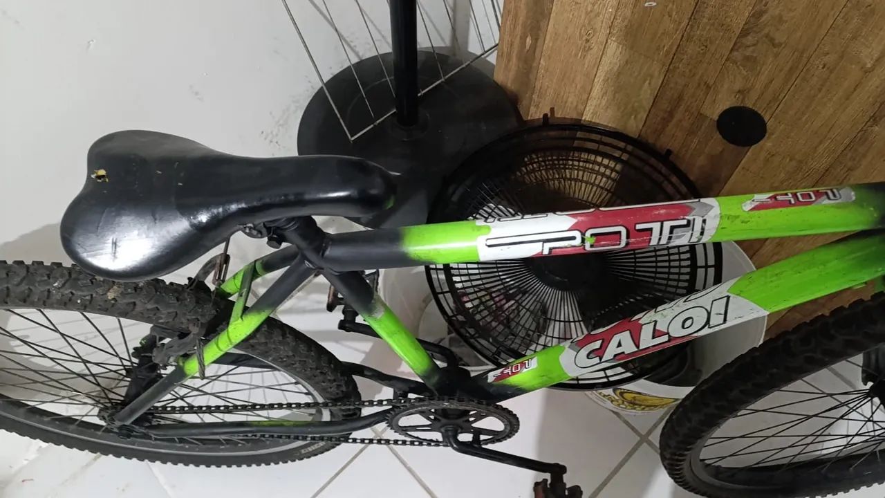 Bicicleta aro 26 Caloi - Foto 4