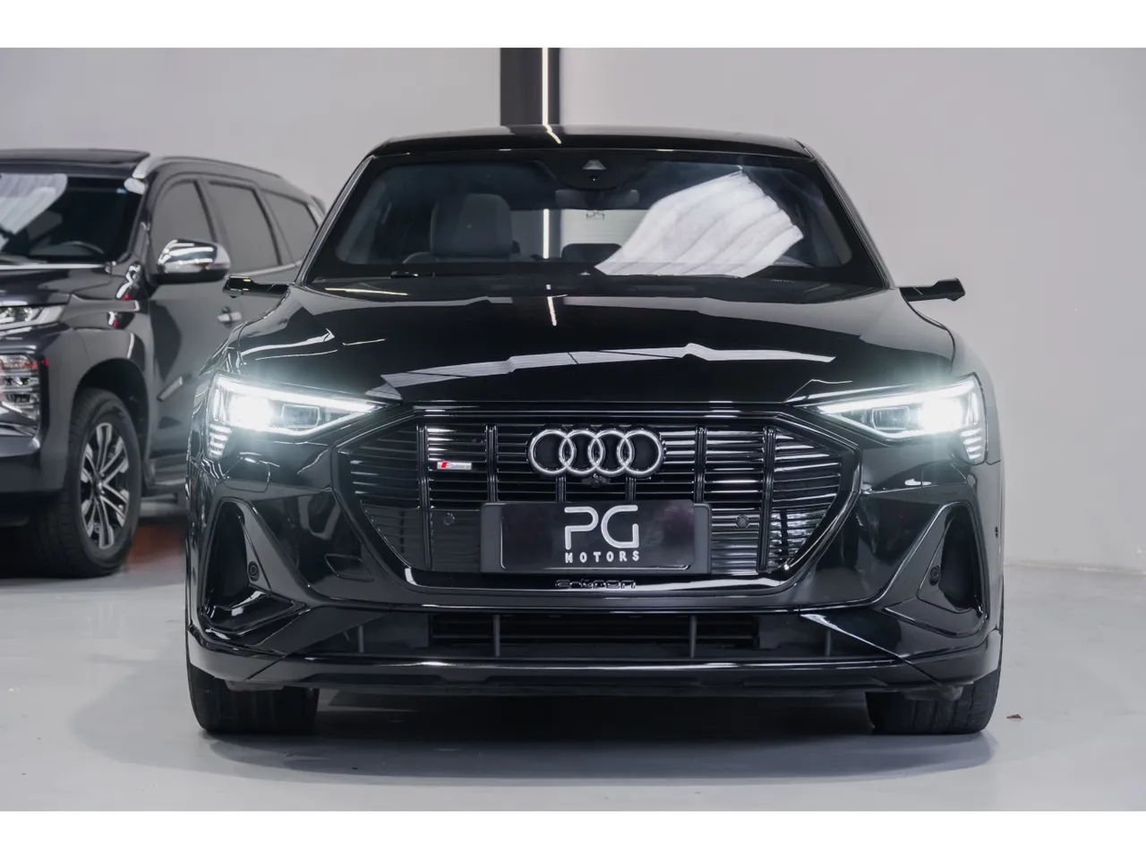 Audi E-Tron Performa. Black Aut. (elétrico) 2020 - Foto 4
