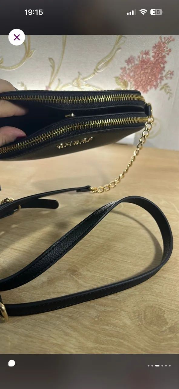 Bolsa Guess boutique de ombro  - Foto 3
