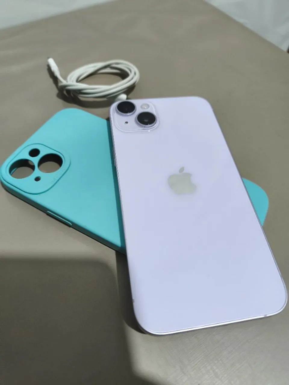 iPhone 14 plus 256GB perfeito estado com capa e cabo - Foto 4