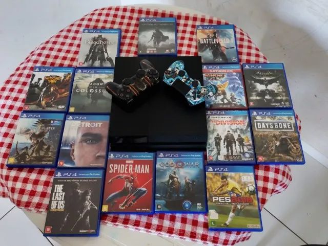 VENDO PS 4 500G COM 15 JOGOS