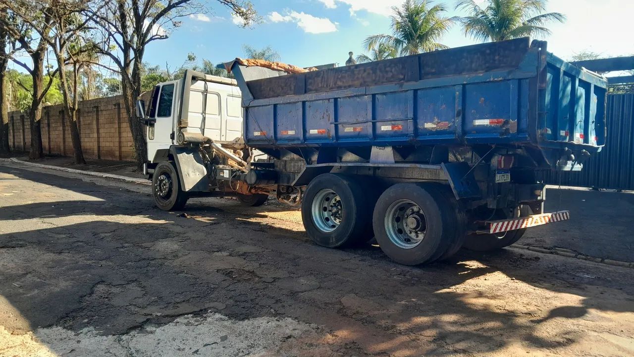 Ford cargo caçamba  - Foto 2