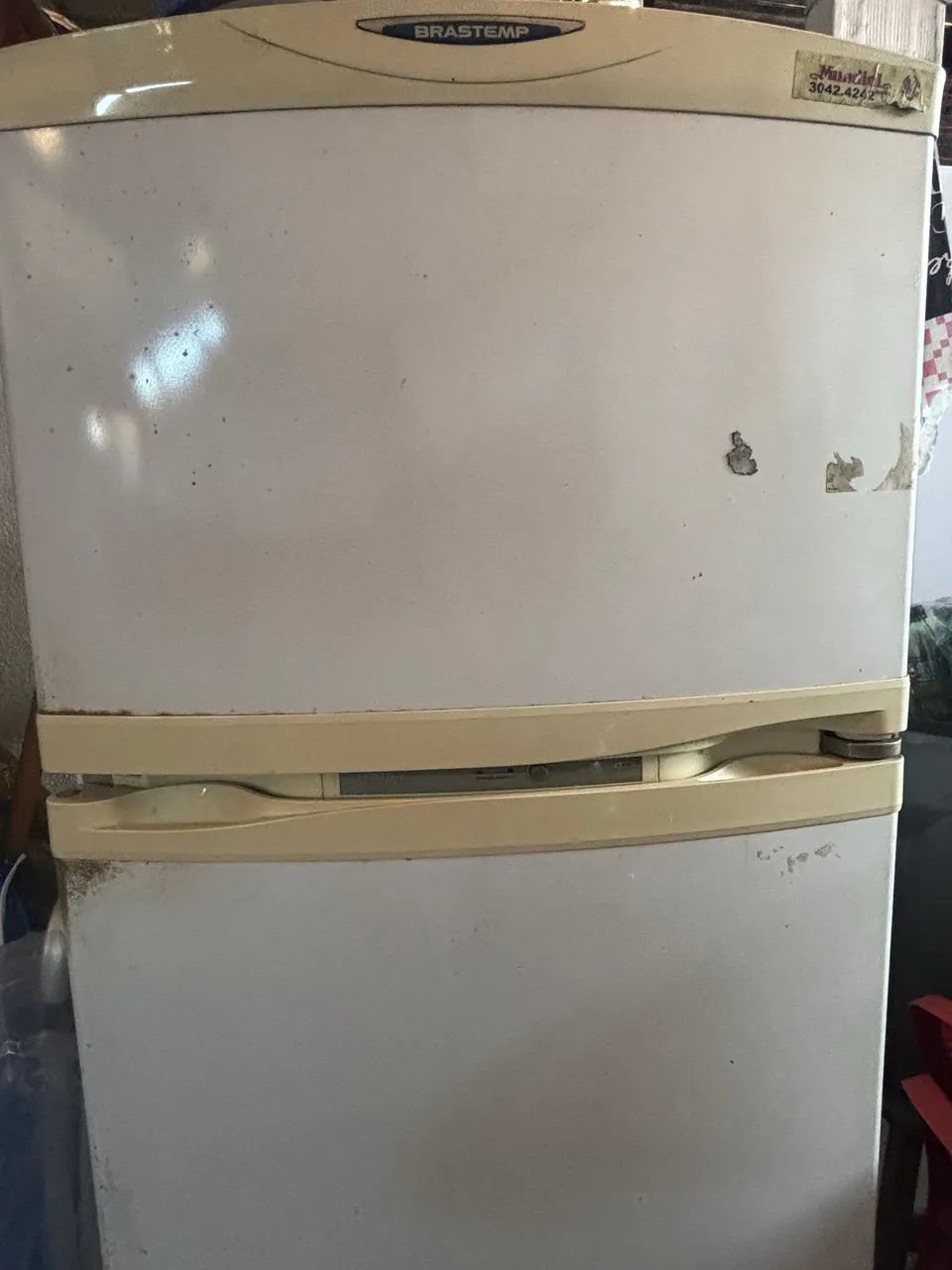Vende-se geladeira 