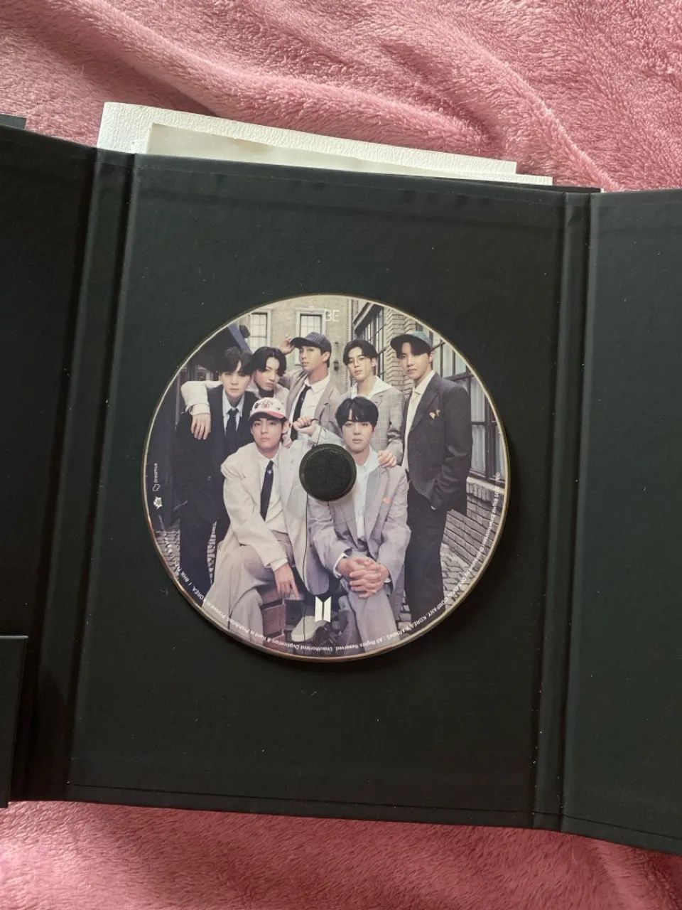 Álbum BTS Be Deluxe - CDs, DVDs etc - Parque 10 de Novembro