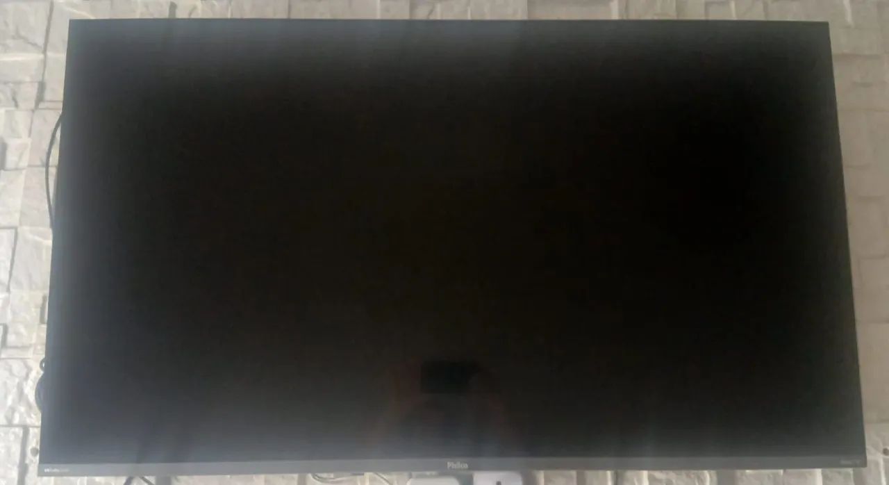 TV 50 polegadas com nota fiscal philco 1400 reias,motivo da venda estou jndo viajar 