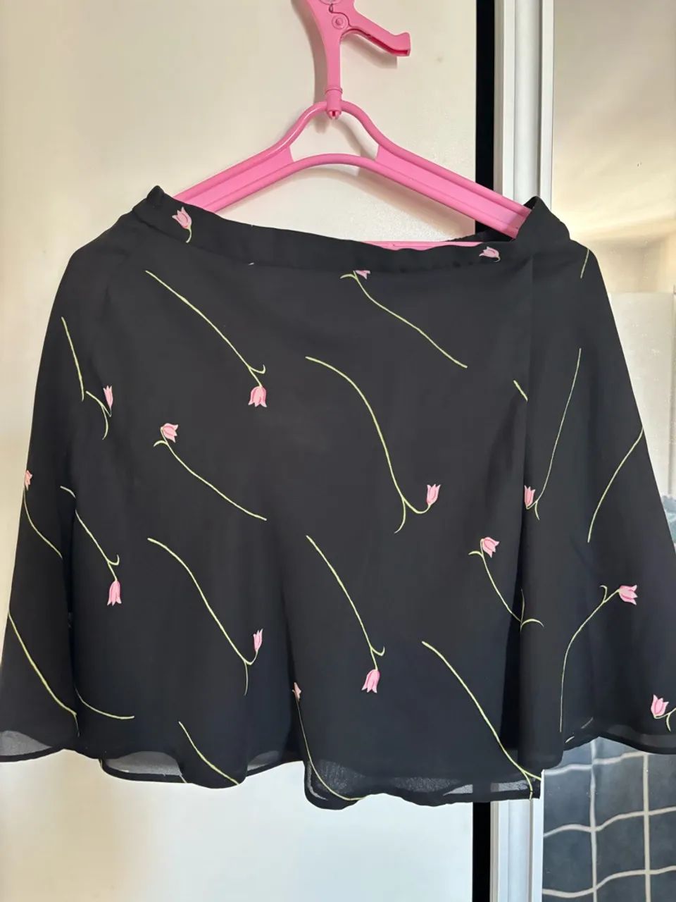 Lote/ desapego de roupas finas e elegantes - R$ 120 - Foto 3
