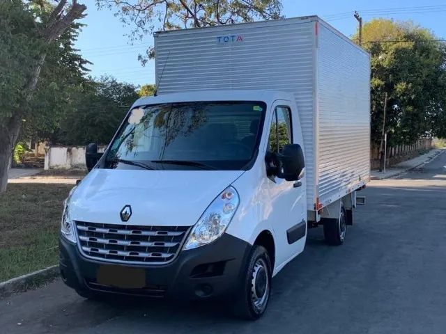 Renault Master Baú 