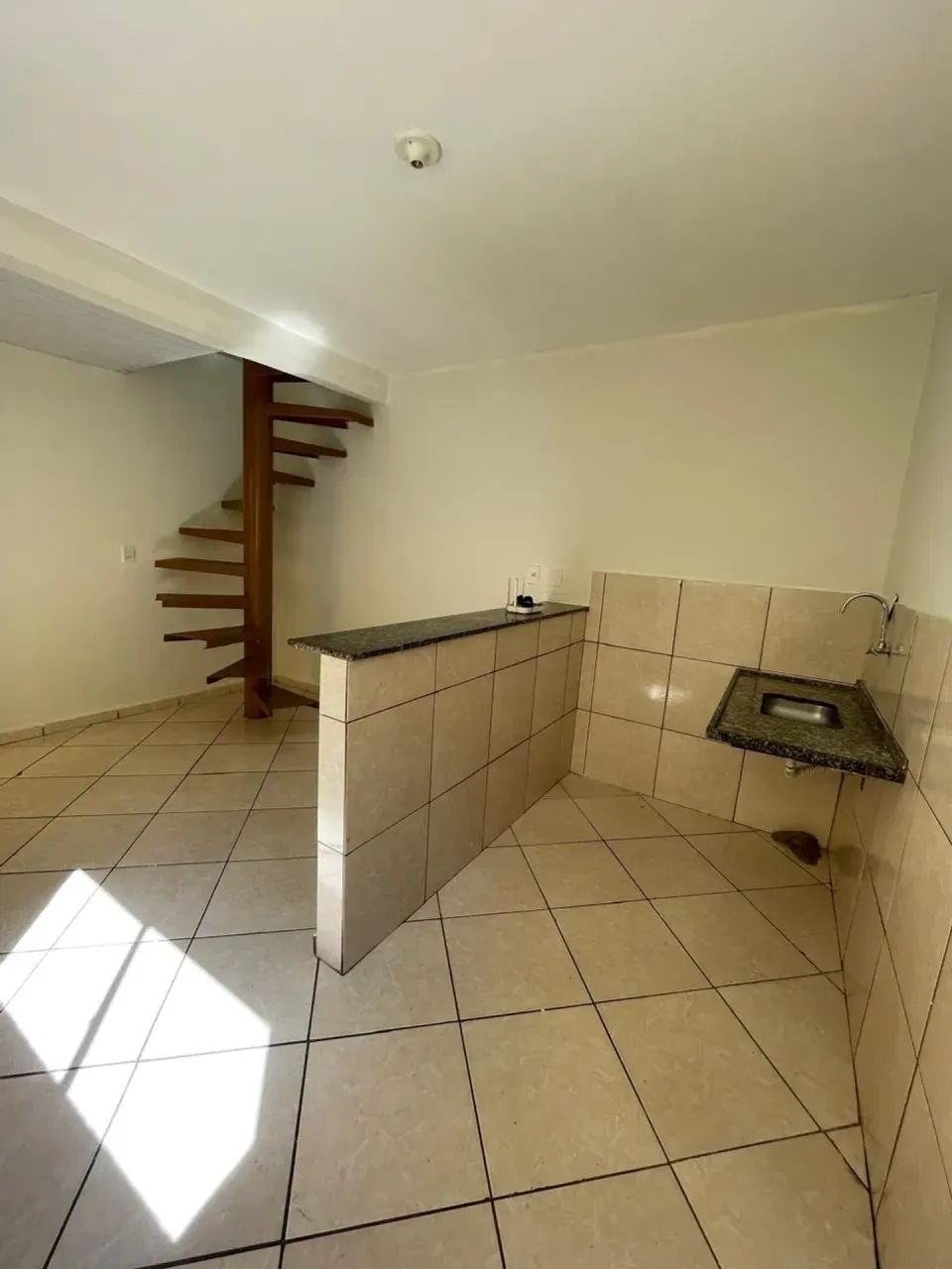 Kitnet Duplex no Vera Cruz para locação!
