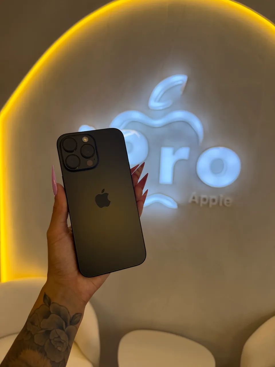 iPhone 16 Pro Max Titânio Preto 