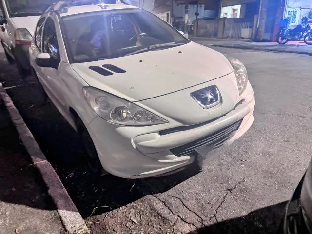 Peugeot 207 Active 1.4 Flex 8V 5P 2014 - Foto 2