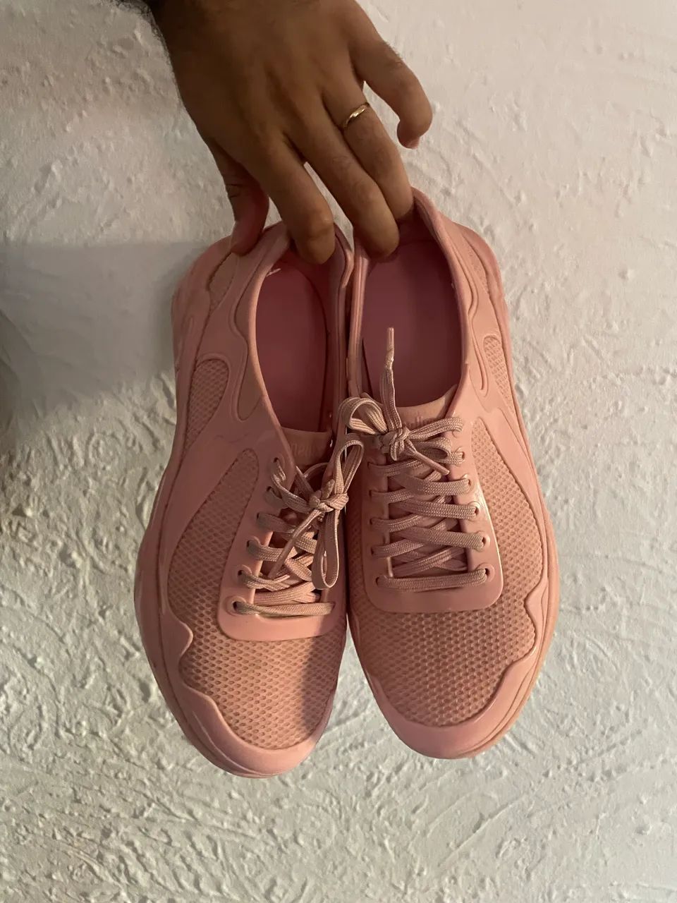 Melissa burn sneaker