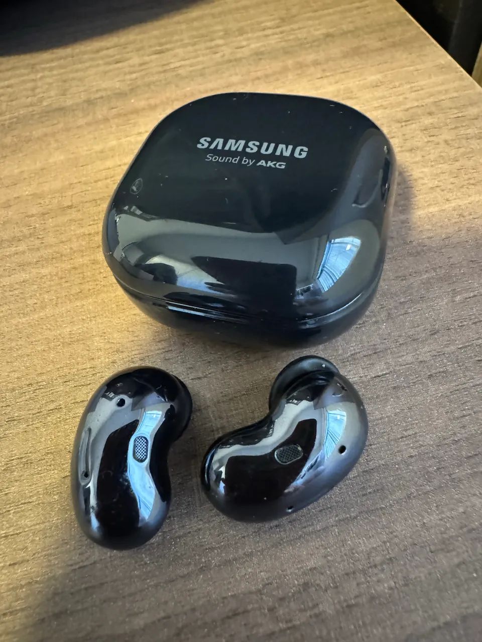 Fone Bluetooth Samsung Buds Live AKG