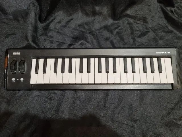 Korg Microkey 37 - Controlador Midi