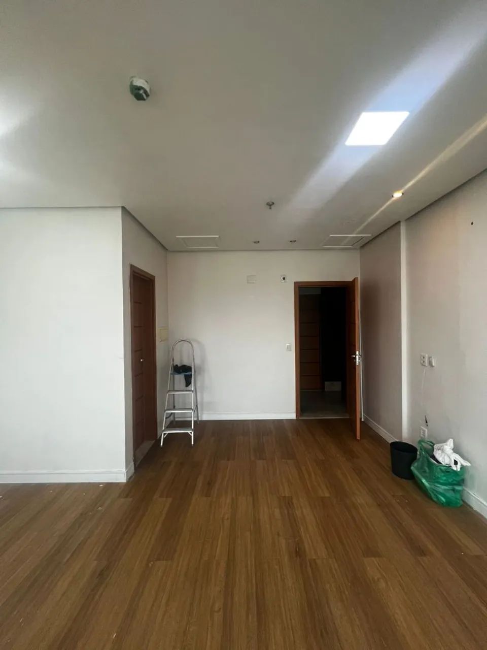 VITTA OFFICE - Bacelar Imóveis aluga sala comercial, 32m², com garagem, no Marco - Foto 4