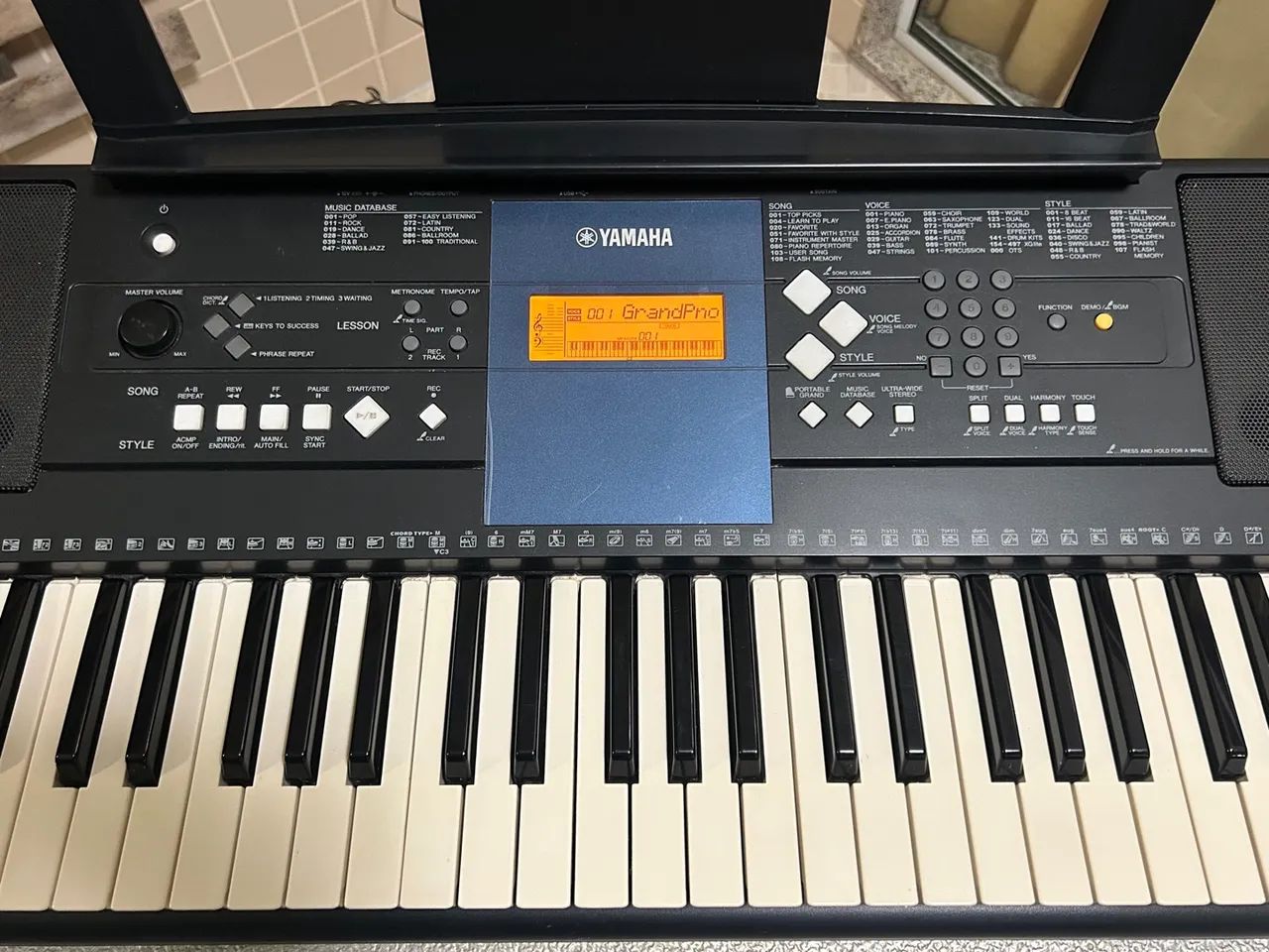 Teclado Yamaha 