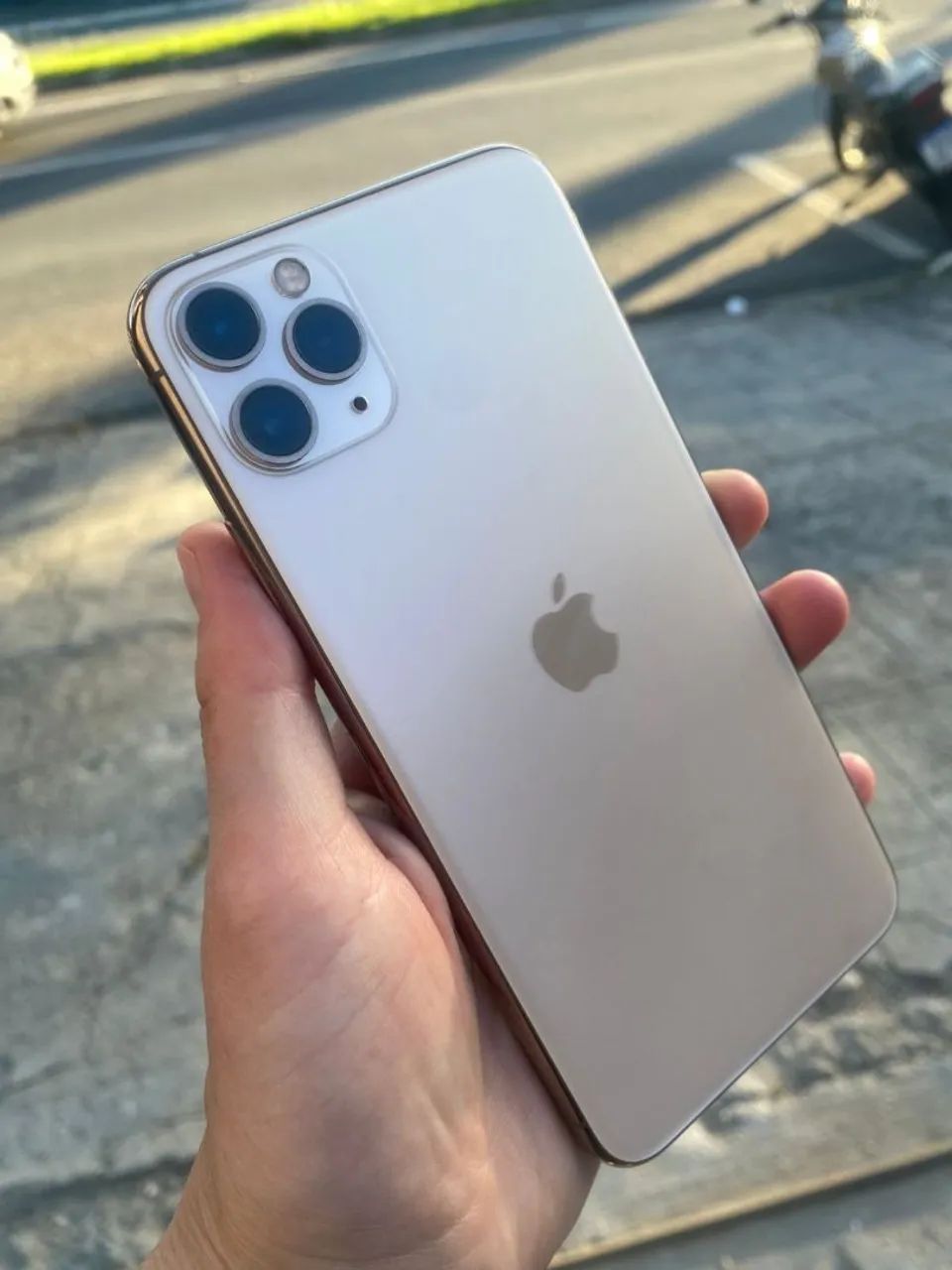 IPhone 11 Pro Max 256gb - Celulares e Smartphones - Tindiquera