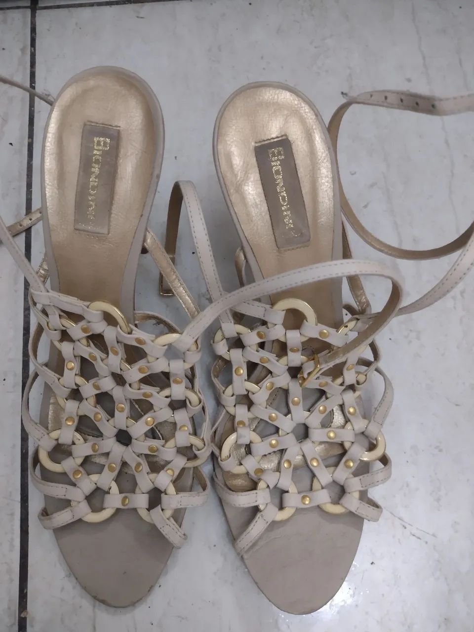 2 botas femininas de couro Barato  - Foto 5