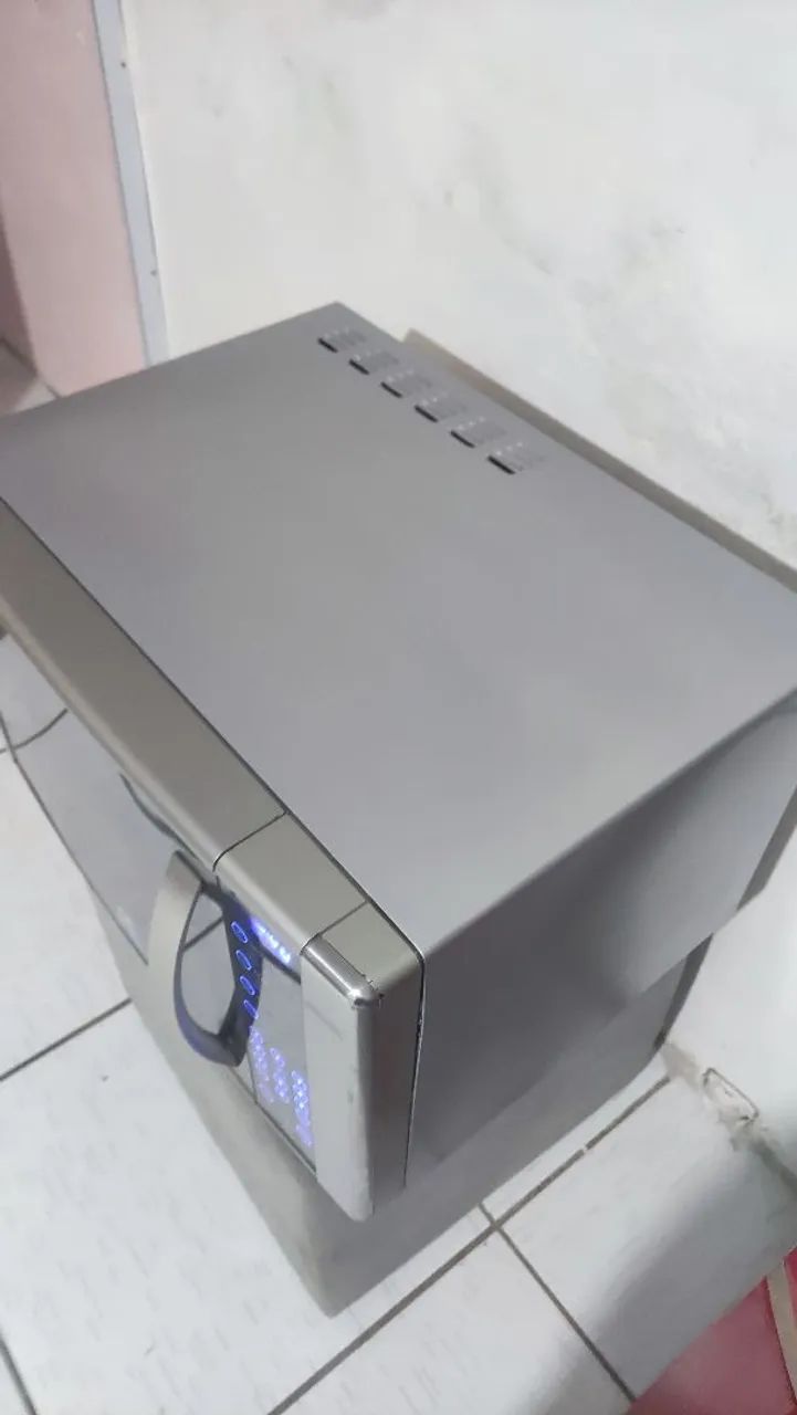Microondas Eletrolux espelhado 30 litros  - Foto 3