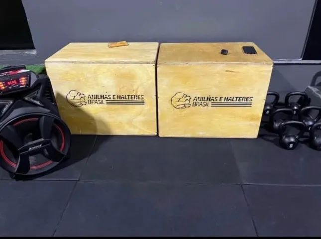 Box Jump (Caixotes de CrossFit) 