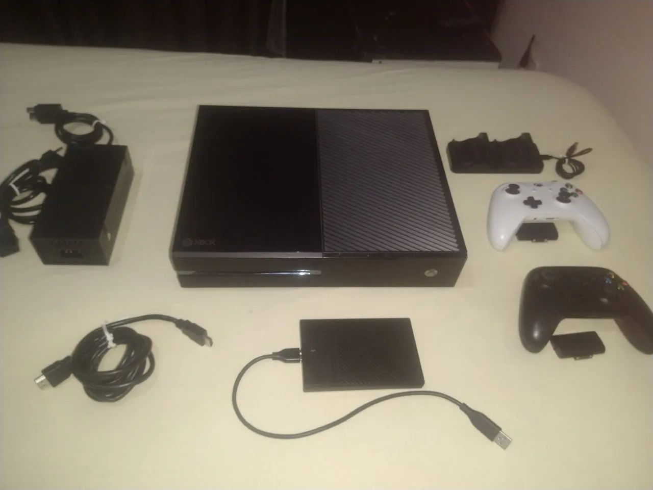 XBOX ONE 500GB+1HD EXTERNO 
