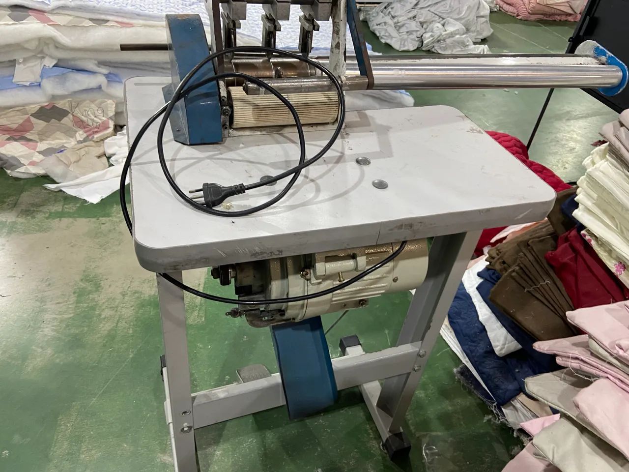 Vendo máquina de cortar viés mct 75 - Foto 5
