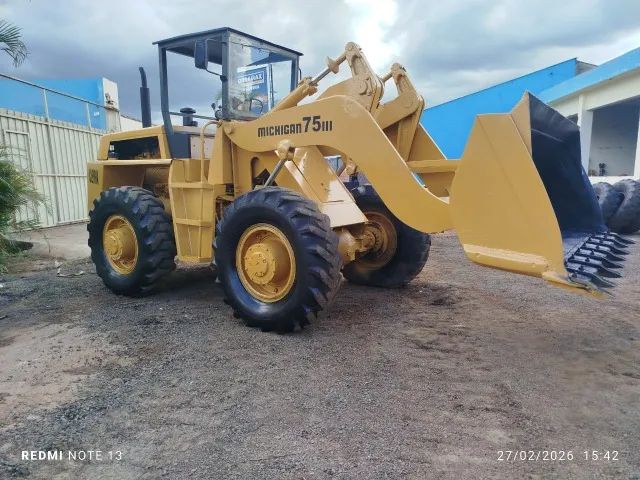 PA CARREGADEIRA MICHIGAN  75 III ANO 1980 FREIO DISCO - Foto 2