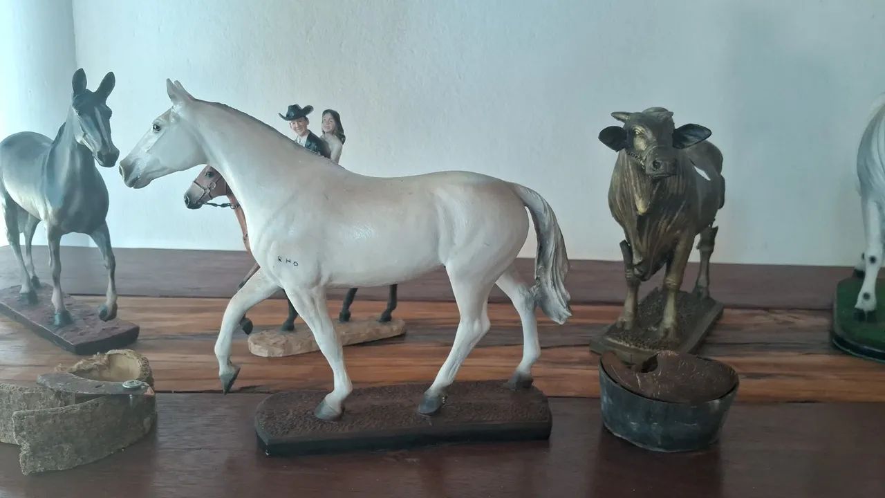 Esculturas Só Raças  - Foto 4