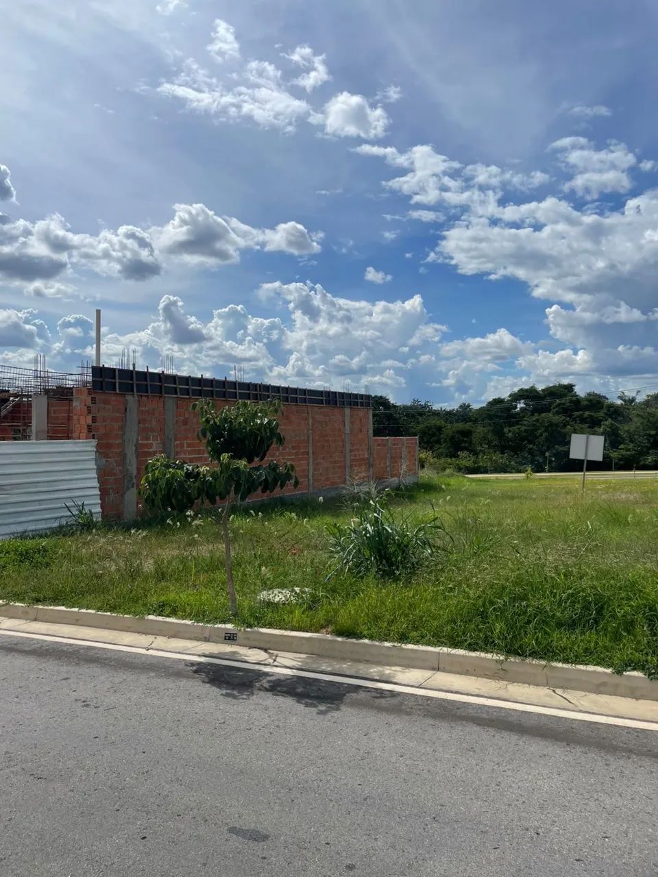 VENDO LOTE COND. ESMERALDA - Foto 3