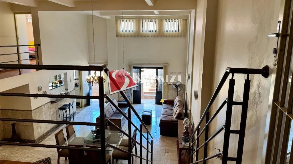 Imóvel residencial e comercial à venda, pé direito duplo, salas comerciais e kitnets ao fu - Foto 4