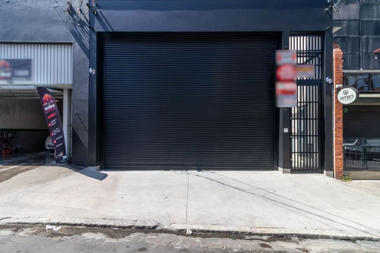 Prédio comercial na Rua Isabel Dias, 62 - Prédio Inteiro  550 m²