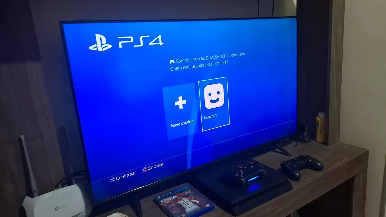 Ps4 com dois controles - Foto 3