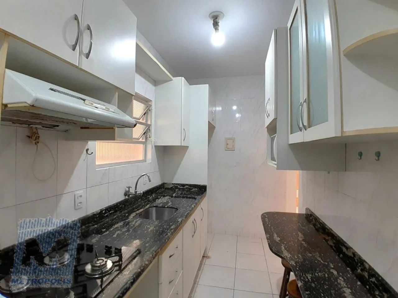 Apartamento semimobiliado para alugar no centro de Florianópolis/SC - Foto 3