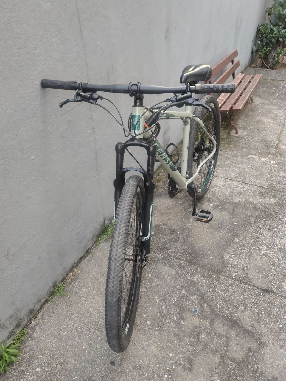 Bicicleta Sense One XC aro 29 muito nova. - Foto 3
