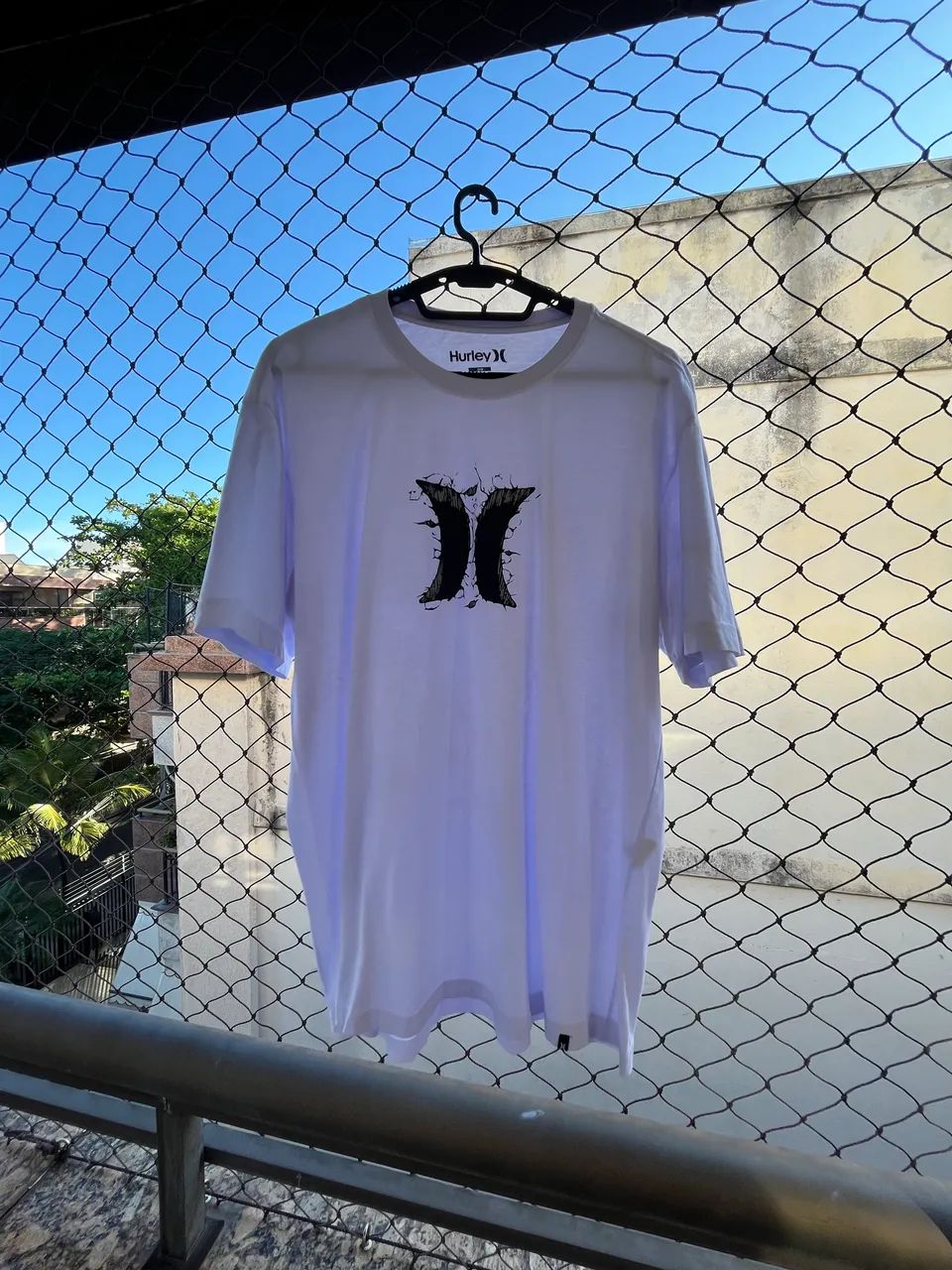 Camisa branca Hurley