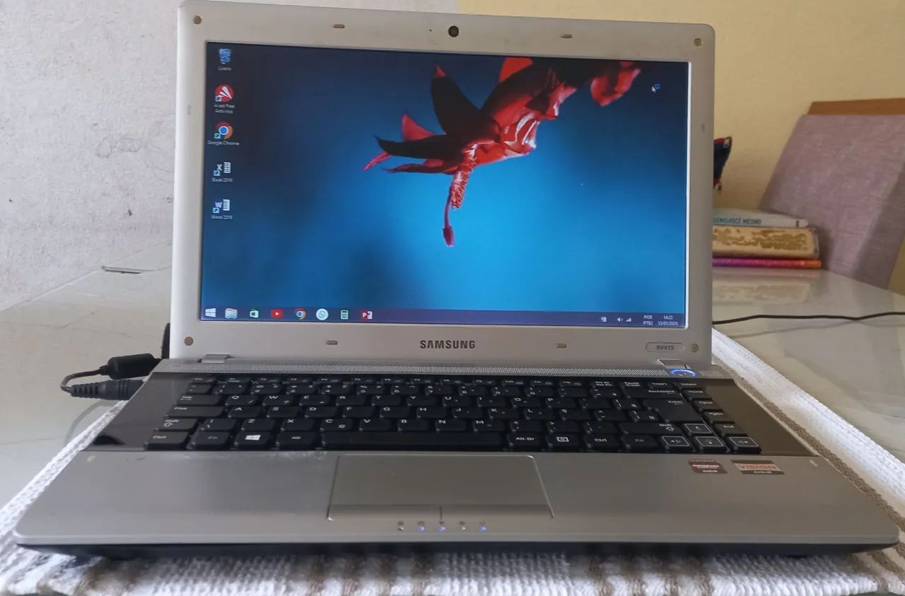 Vendo notebook Samsung 