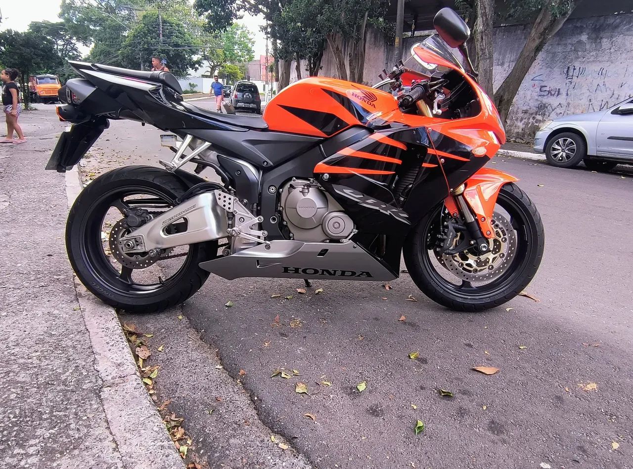CBR 600 RR - Foto 2