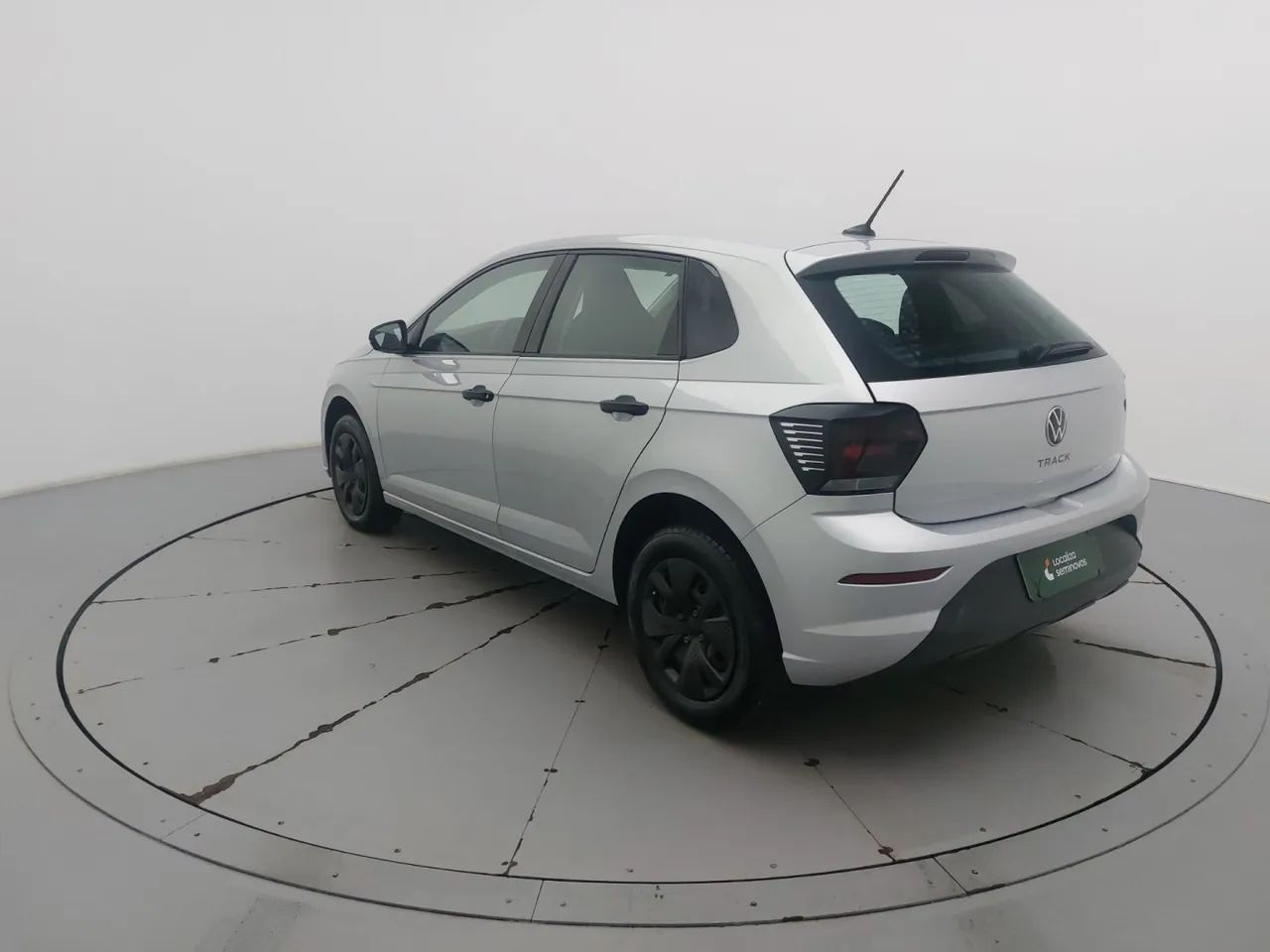 Volkswagen Polo Track 1.0 Flex 12V 5p, foto 3 de 18