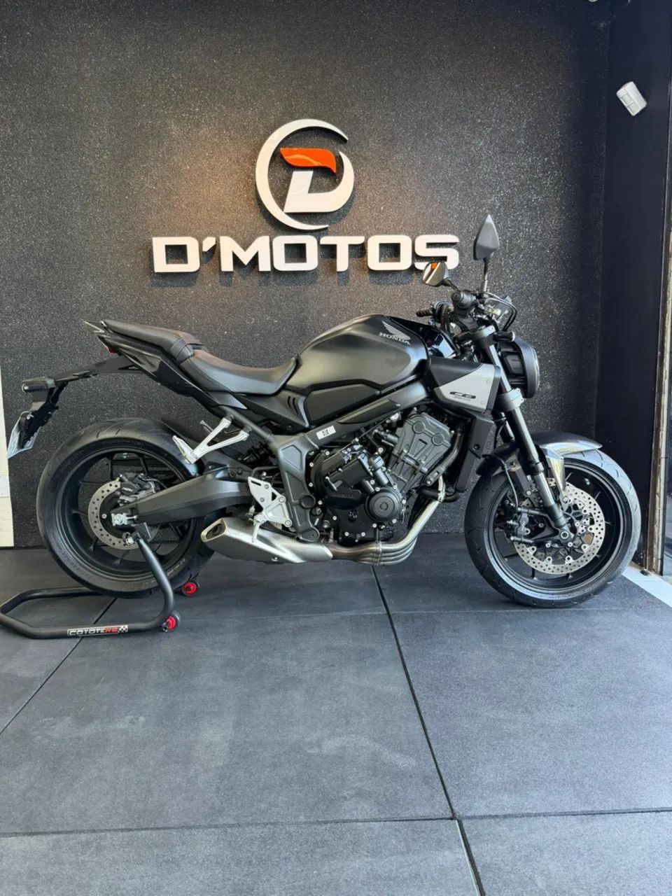 HONDA CB 650R E-CLUTCH - 2026  - Foto 5