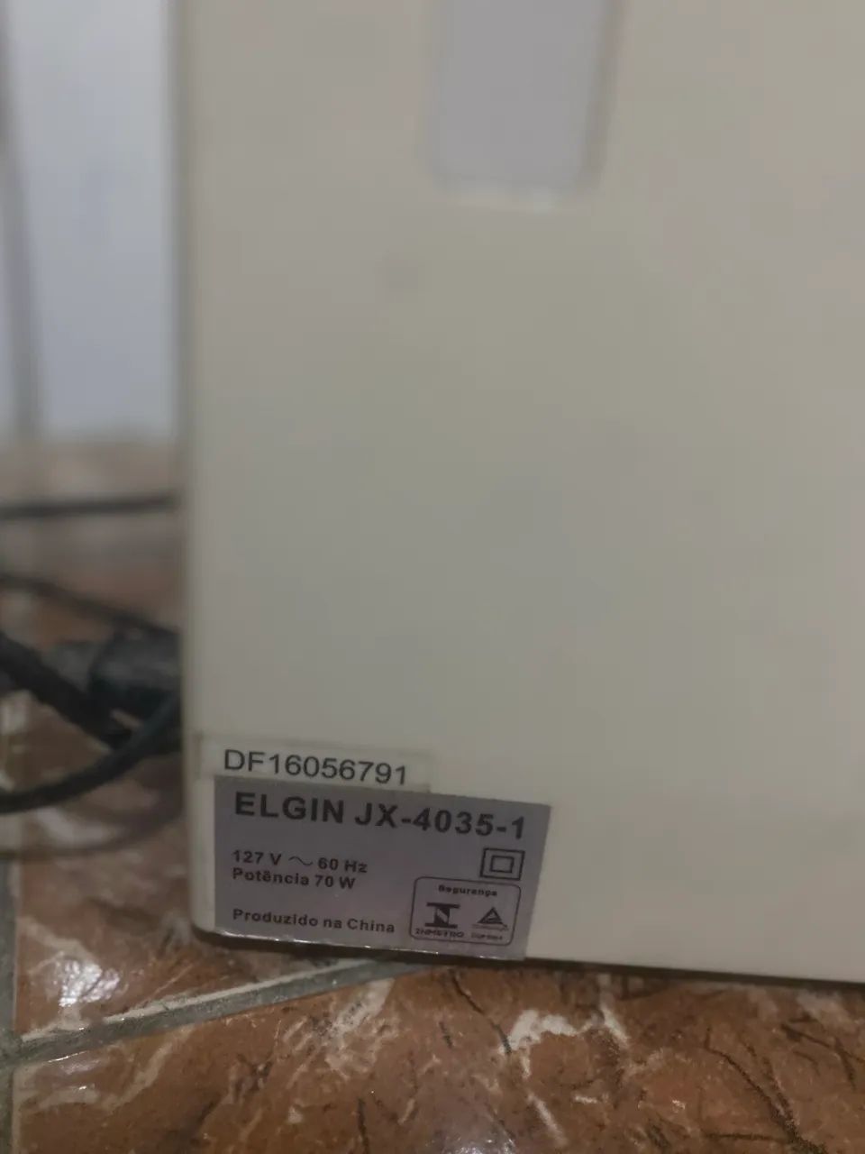 Máquina de costura - Foto 3