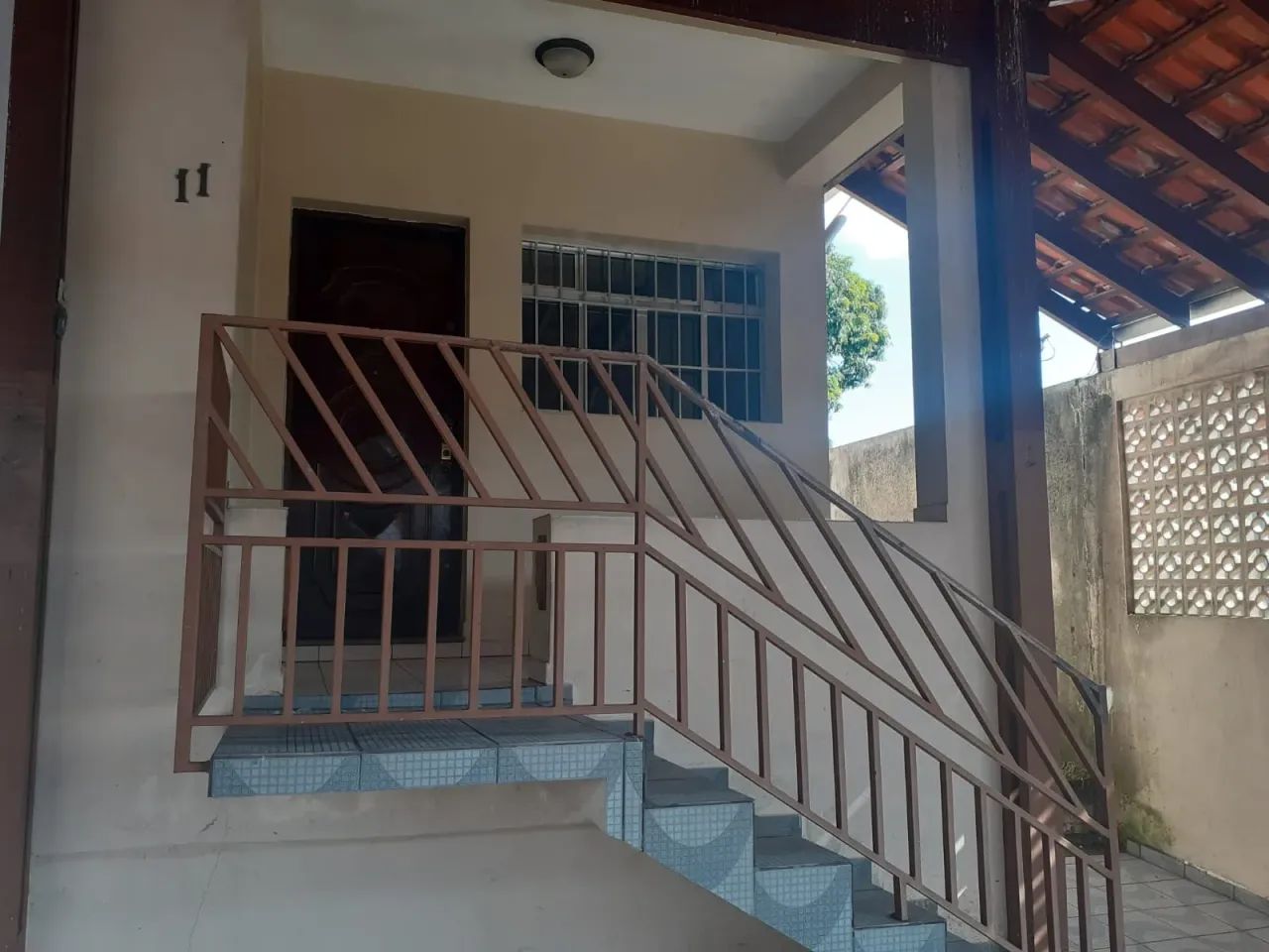 Vende Casa 03 quartos  em Guaianases