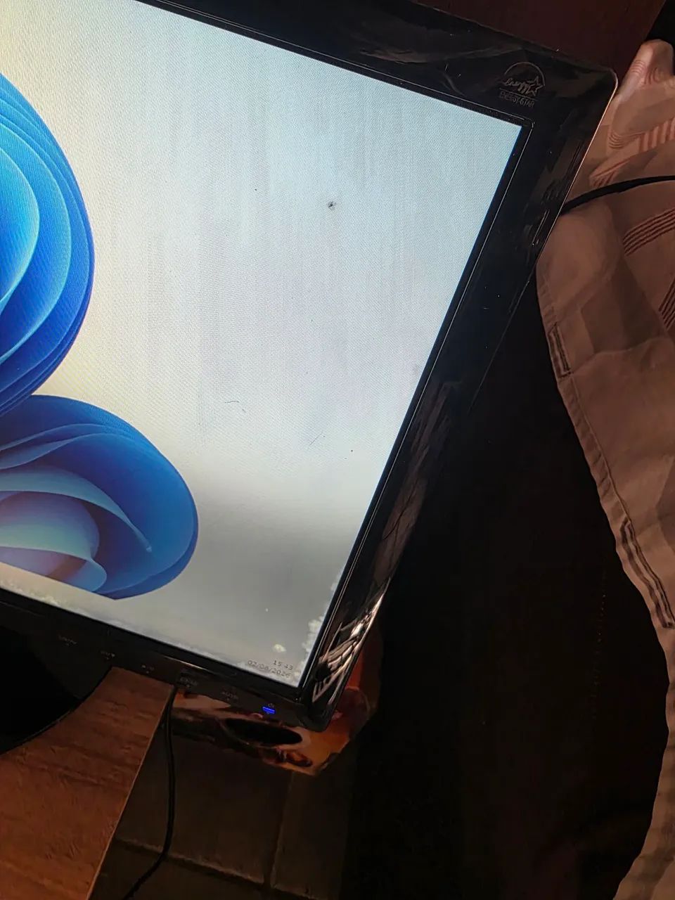 Monitor 19 samsung funcionando mas com detalhes - Foto 3