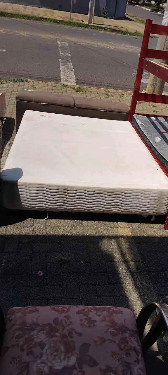 Base de cama box casal USADA ENTREGA dentro de Uberlândia MG  - Foto 2