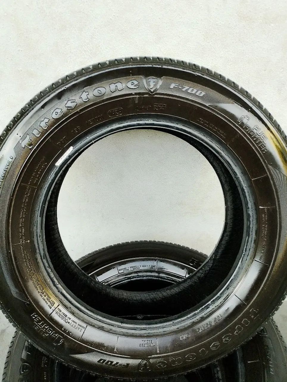 04 pneus Firestone F-700 195/65R15 usados - Foto 5