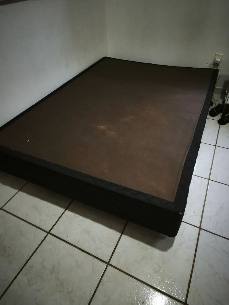 Box casal com rodinha preta - Foto 2
