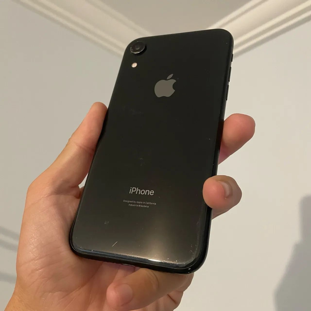 Iphone XR 128 gb + Capinha + Cabo