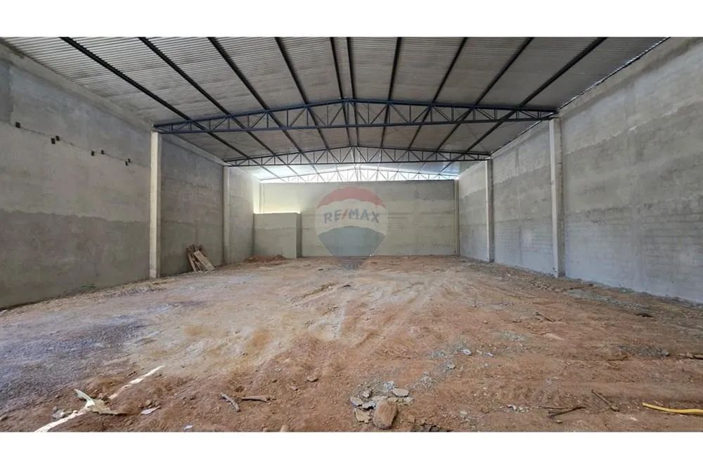 "Oportunidade: Galpão Comercial na BR 158 em Confresa" - Foto 2